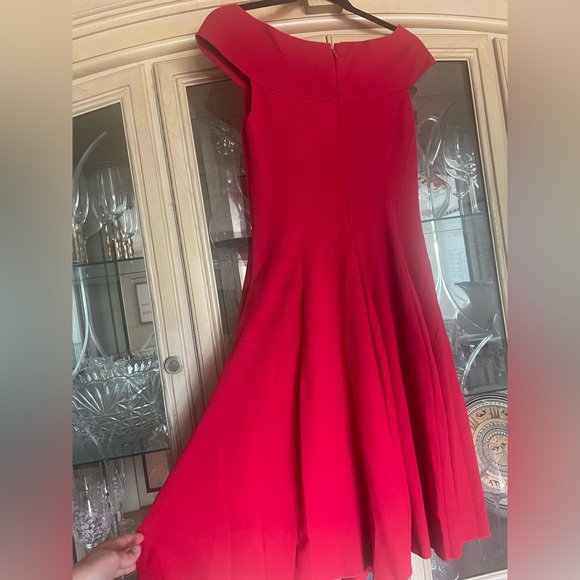 Off the shoulder red Armani dress - Picture 4 of 7